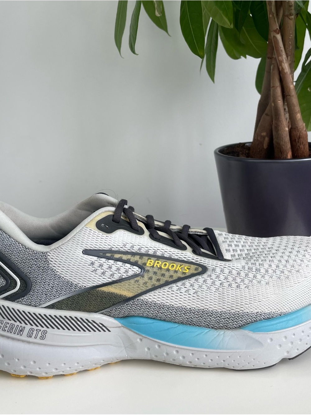Men Size 10.5 Brooks Glycerin 21 Men's Running Shoes Coconut Forged Iron